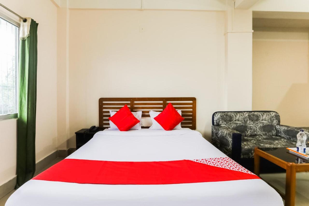 Oyo 44821 Hotel Paane Pasighat Ngoại thất bức ảnh