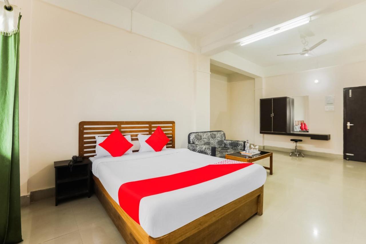 Oyo 44821 Hotel Paane Pasighat Ngoại thất bức ảnh